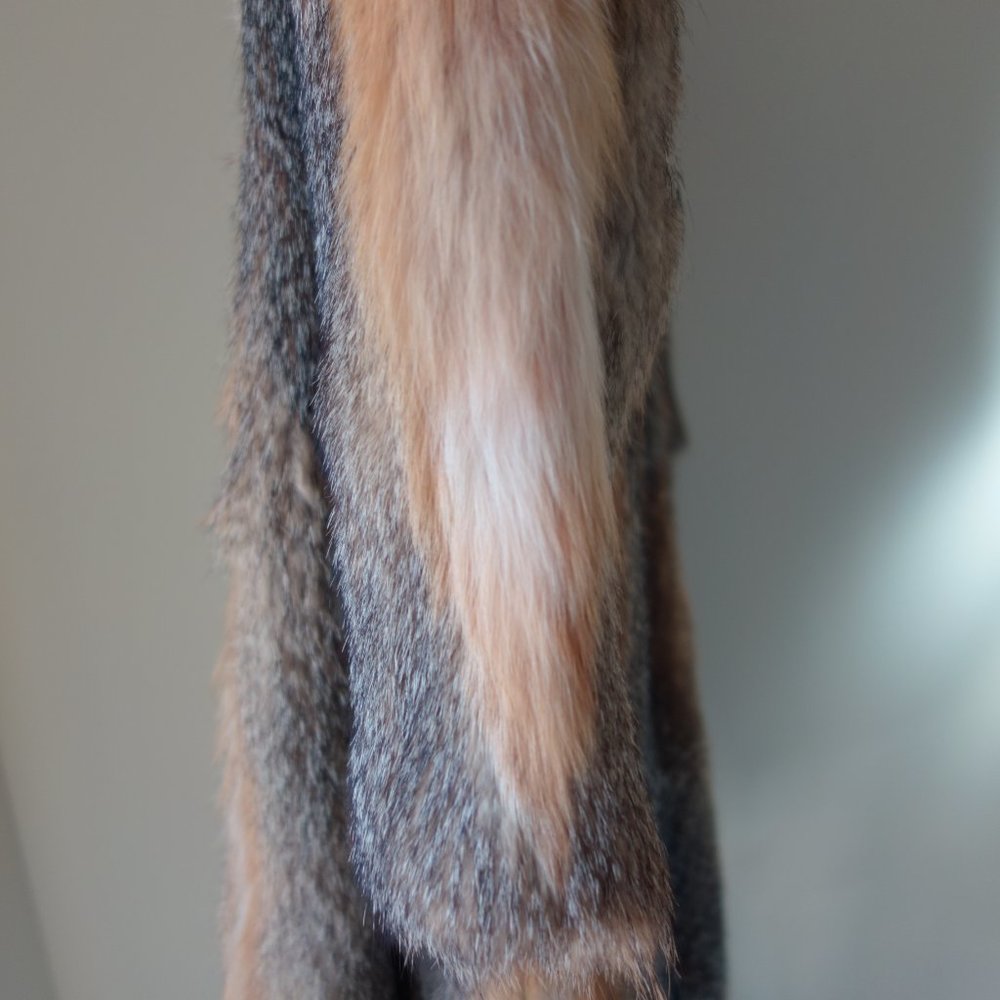 Real Fur Coat - Picture 7 of 16